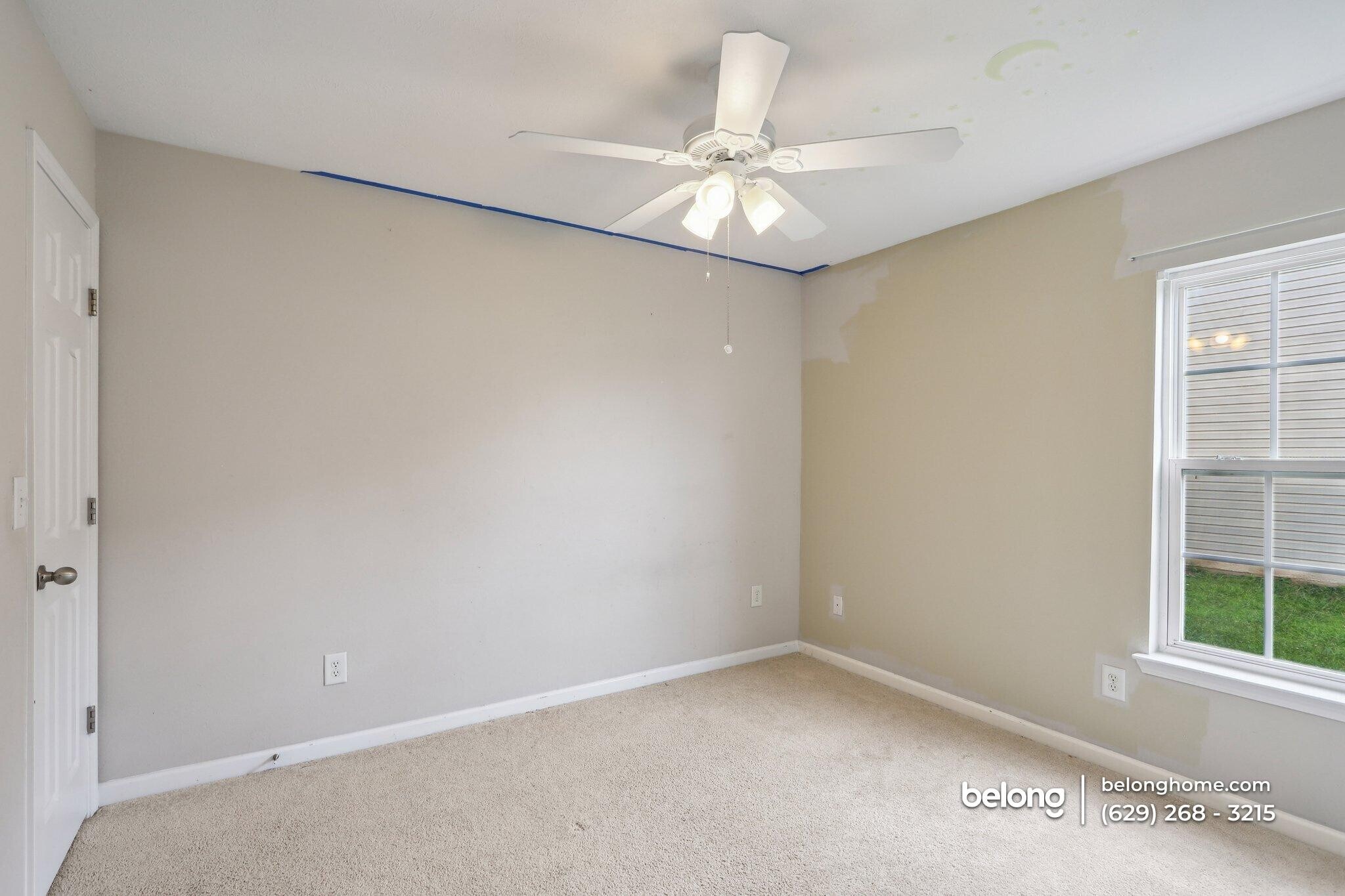 Building Photo - 404 Birdstone Dr