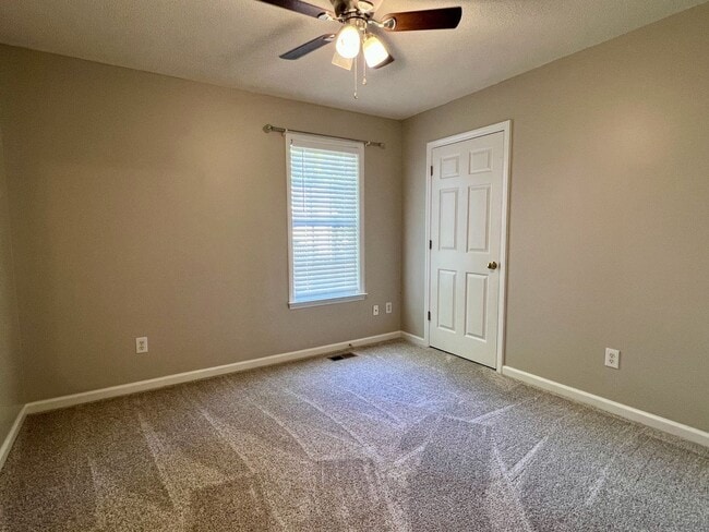 Building Photo - 301 Stargate Rd