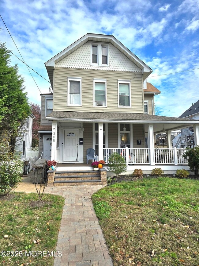 Primary Photo - 305 3rd Ave