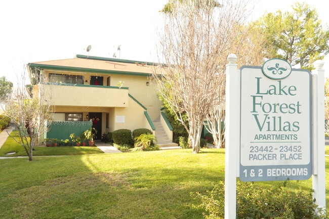 Forest Villas Apartments - Lake Forest Villas