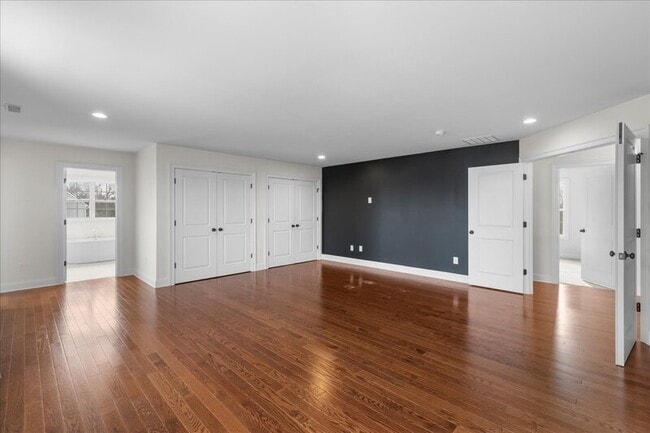 Building Photo - 8 Katie Dr