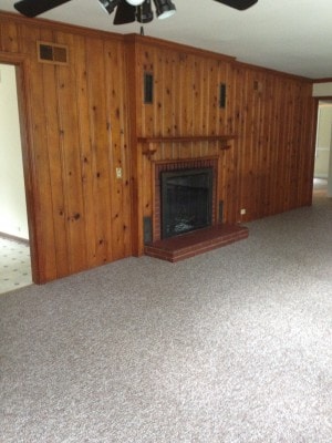 Building Photo - 806 S Julian St