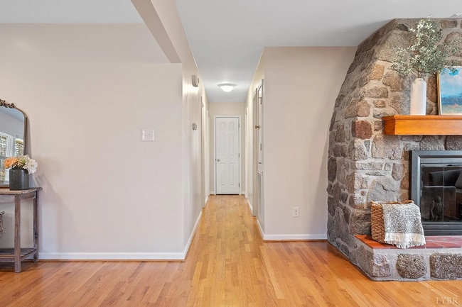 Building Photo - Beautiful Ranch In the Heart of Boonsboro Close to Shopping and Resturants