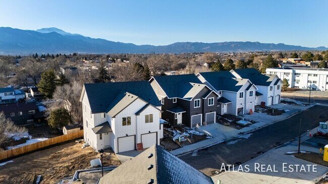 Building Photo - 3645 Verde Dr