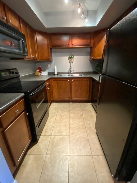 Building Photo - 8256 E Arabian Trl