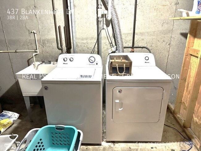 Building Photo - 437 Blankenheim Ln