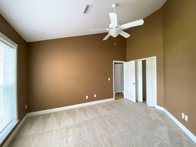 Building Photo - 3 bedroom, 2 bath with Bonus room - Hampstead Pines Community