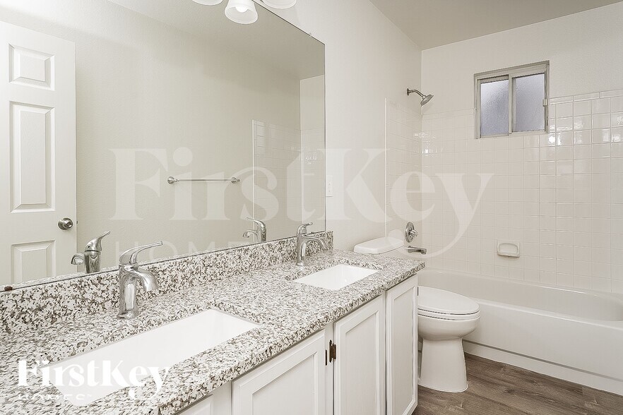 Building Photo - 13177 Bryant Cir