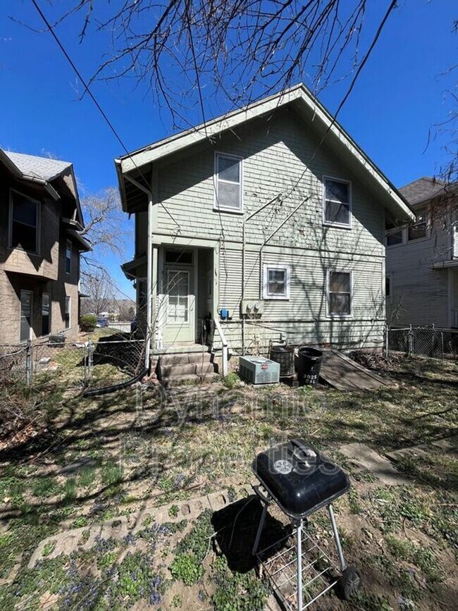 Building Photo - 3025 California St