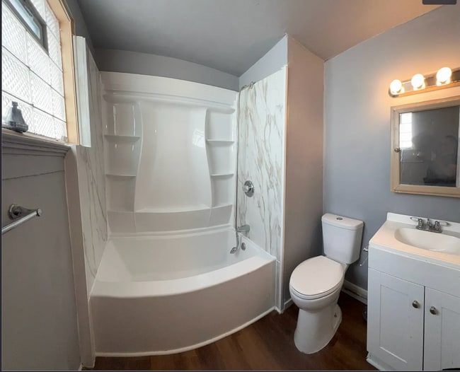 Building Photo - Charming Norwood 3-Bed Gem with Updated Bath, Large Kitchen, and Backyard – Minutes to Xavier & D...