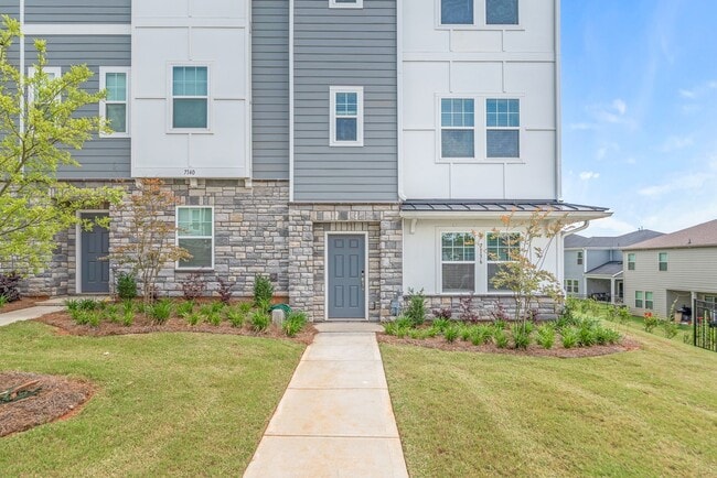 Building Photo - 7136 Bryce Ave