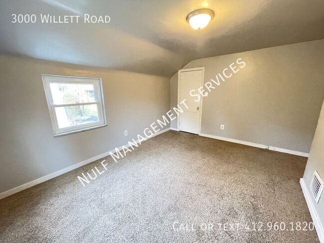 Building Photo - 2 bed, 1 bath house in Brentwood