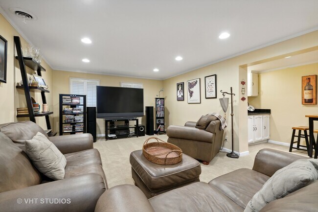 Building Photo - 24 Ashbury Ln