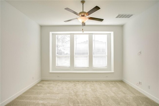 Building Photo - 505 Affazia Ln