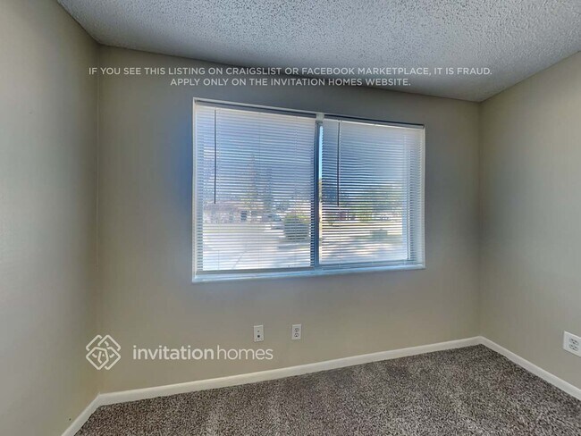 Building Photo - 3208 Saddlebrook Ave