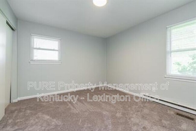 Building Photo - 316 Longview Dr