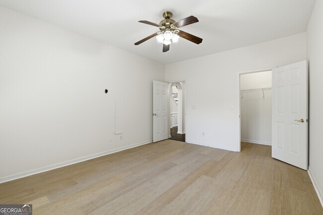 Building Photo - 1702 Clay Brooke Ct SE