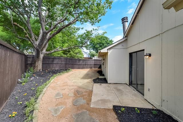 Building Photo - 1406 Collin Dr