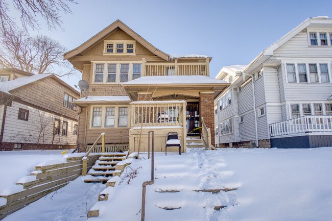 Building Photo - 2523 N 49th St