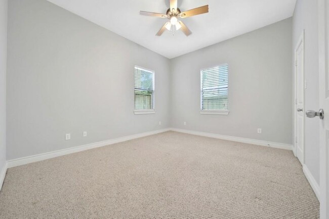 Building Photo - 3731 Tiffany Pl