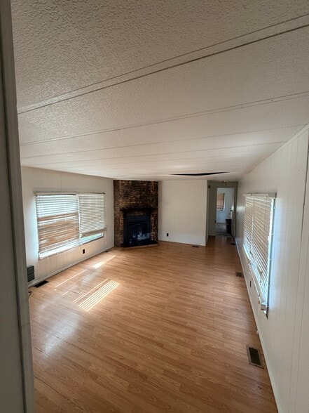 Building Photo - 23416 OK-88
