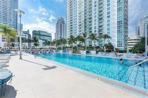Building Photo - 950 Brickell Bay Dr