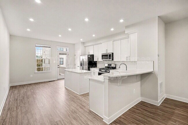 Building Photo - 2654 Jetstream Rd