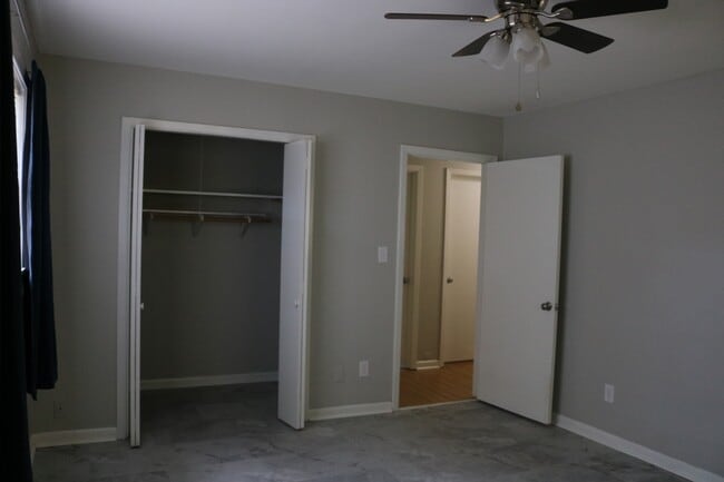 Building Photo - 3908 Bridle Path