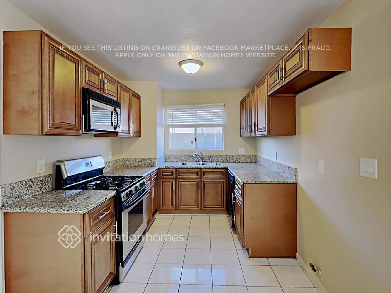 Building Photo - 13405 Bixler Ave