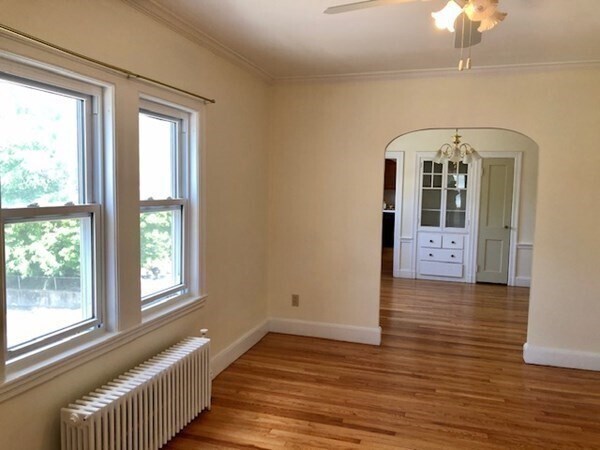 Building Photo - 12 Pinehurst St