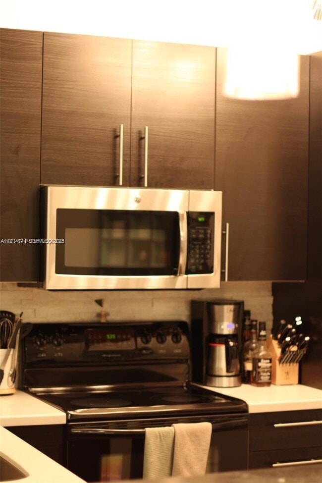 Building Photo - 3634 NW 83rd Ln