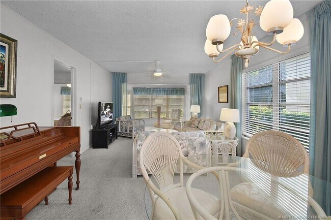 Building Photo - 1900 S Kanner Hwy