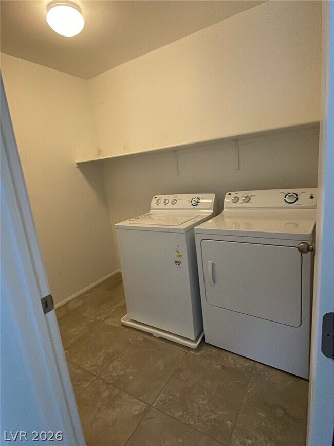 Building Photo - 10743 Centerville Bay Ct