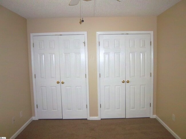 Building Photo - 232 Springfield Cir