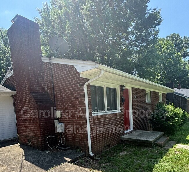 Building Photo - 1009 W Mauney Ave