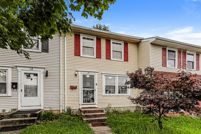 Building Photo - 16 Duchess Ct