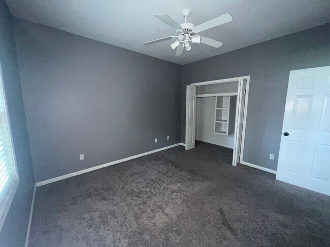 Building Photo - 14 Brook Meadows Cir