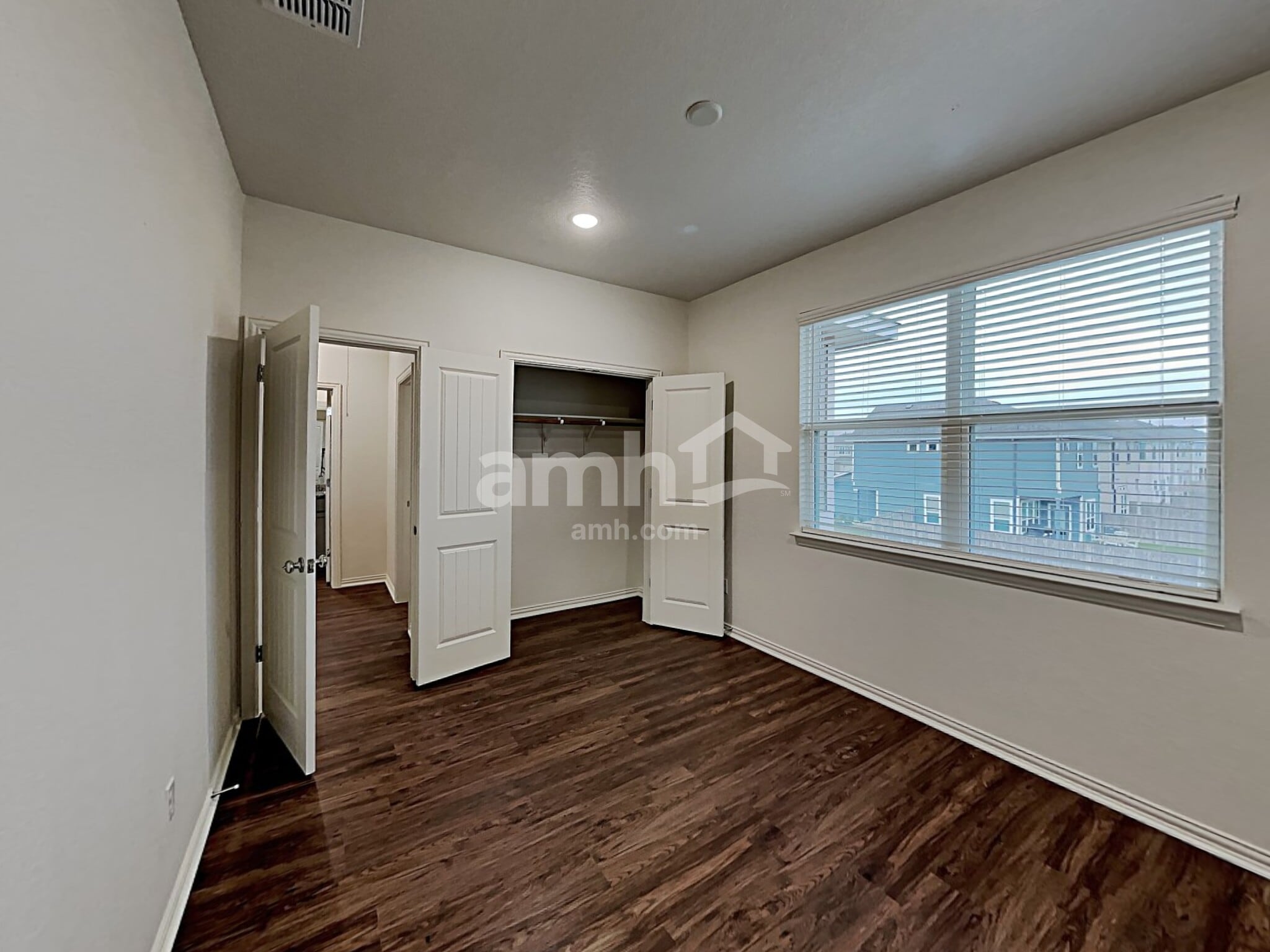 Building Photo - 360 Aspen Waters