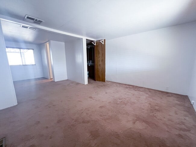 Building Photo - HOUSE - COTTONWOOD - VERDE VILLAGE