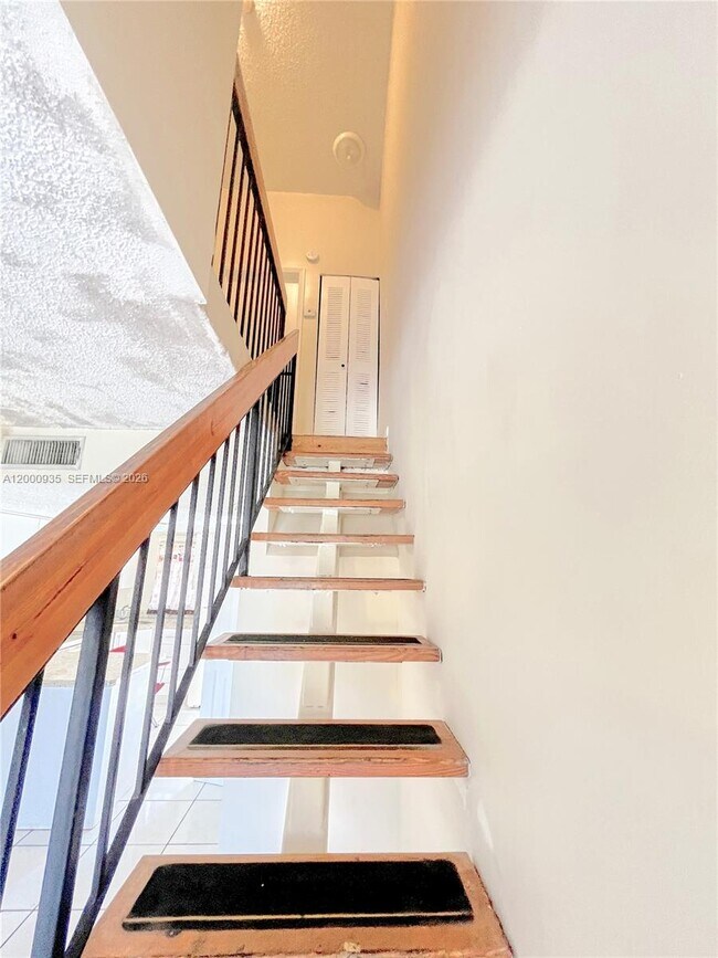 Building Photo - 5575 W 26th Ct