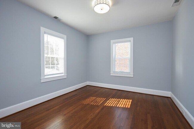 Building Photo - 4912 Brandywine St NW