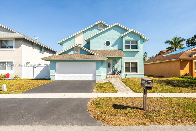 Primary Photo - 9621 SW 11th St