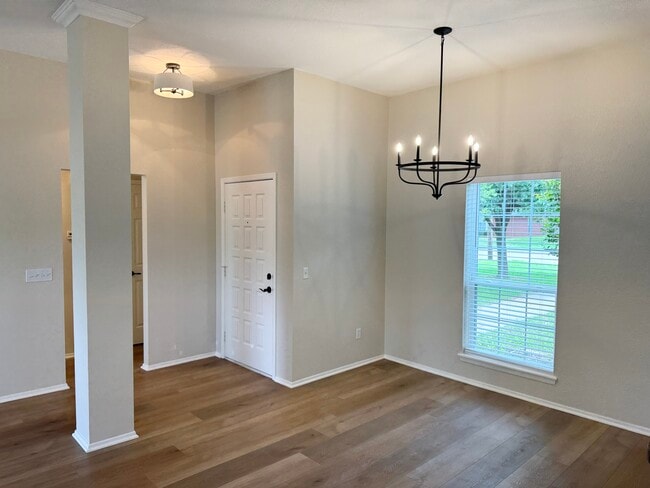 Building Photo - 4414 Post Oak Dr