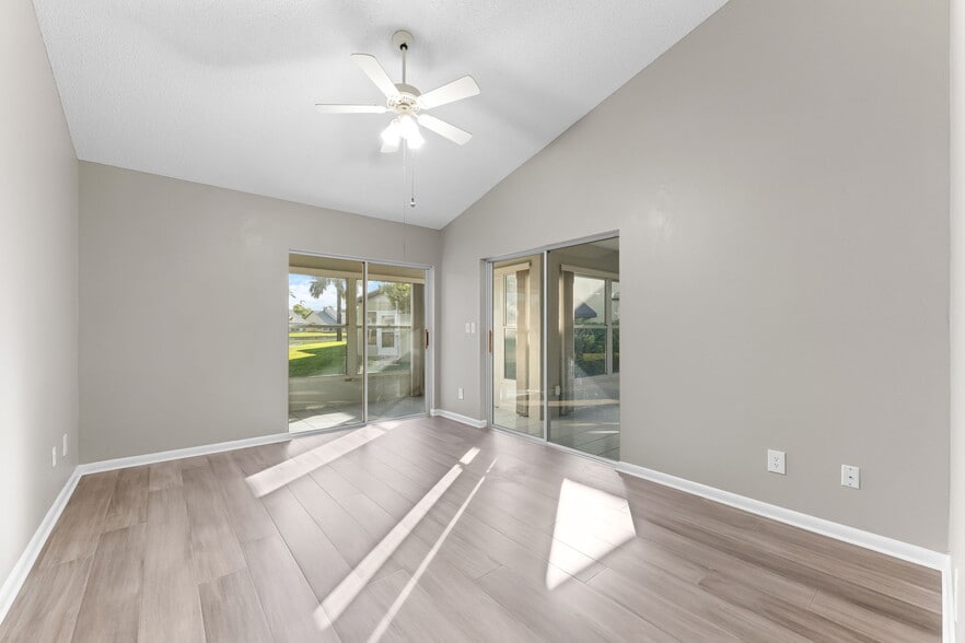 Building Photo - 2201 McGregor Park Cir