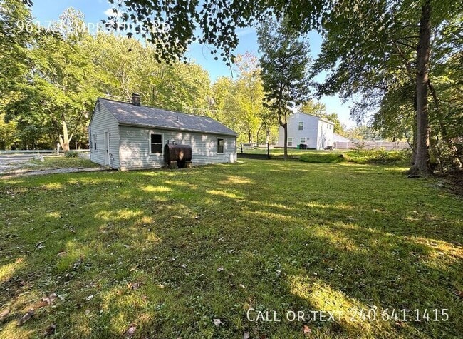 Building Photo - 9617 Temple Hill Rd