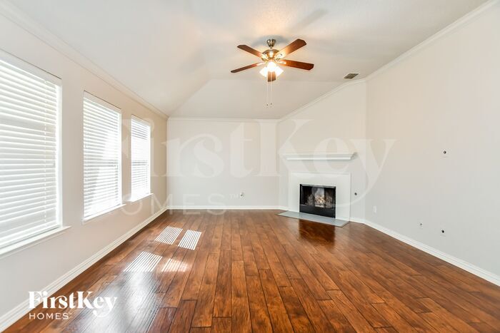 Building Photo - 1008 Hanover Dr