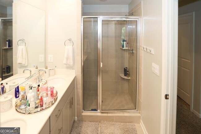 Building Photo - 5682 Plain Field Ln