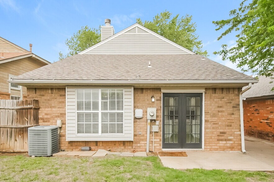 Building Photo - 616 Stoneridge Dr