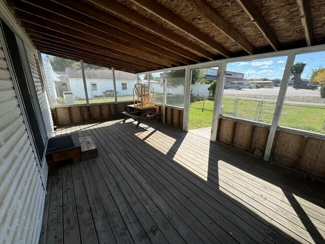 Building Photo - 970 Burdette Addition Rd
