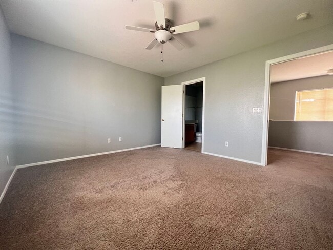 Building Photo - Nice Single-Family House in Silverado Ranch